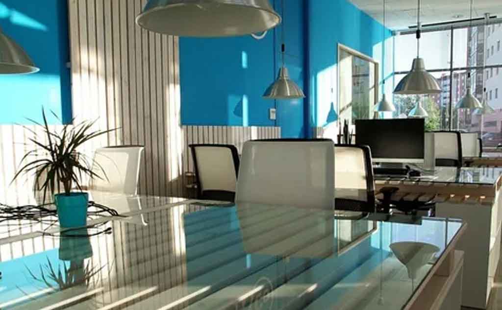 آبی برای محیط اداری