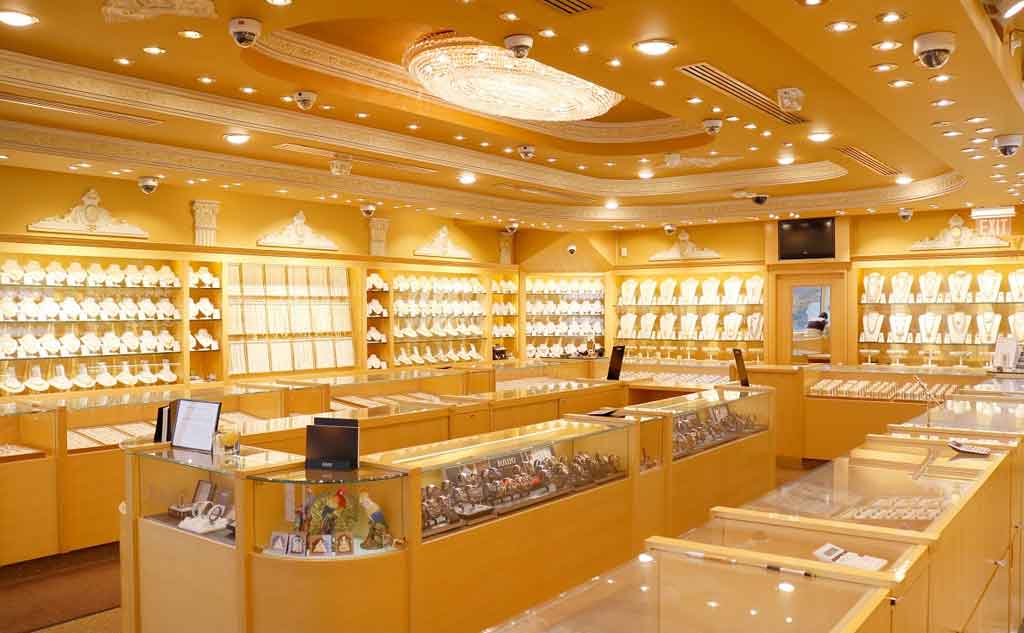 طراحی دکوراسیون مغازه طلا و سکه فروشی