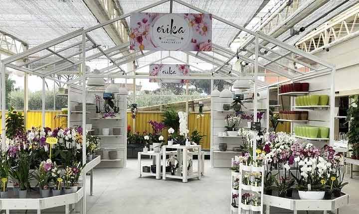 ویترین گل فروشی