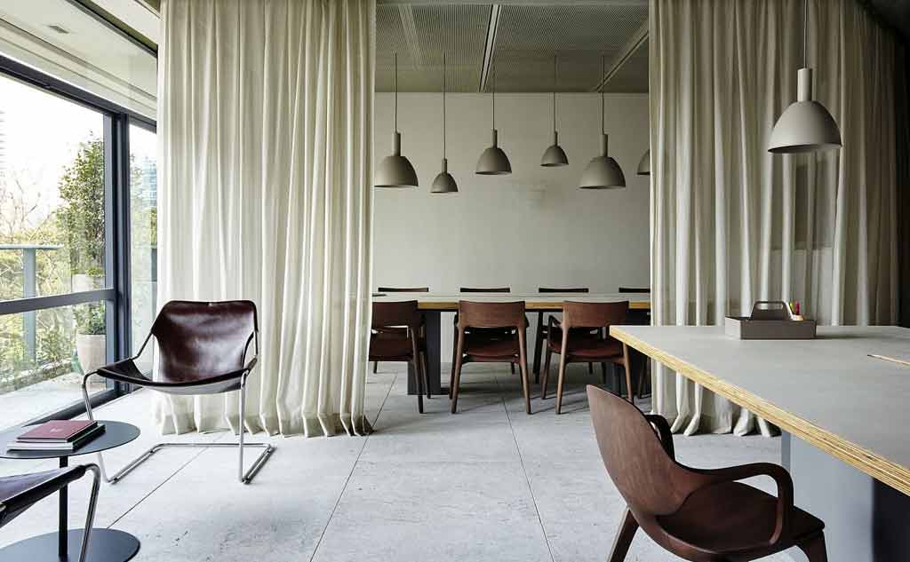 انتخاب پرده اداری